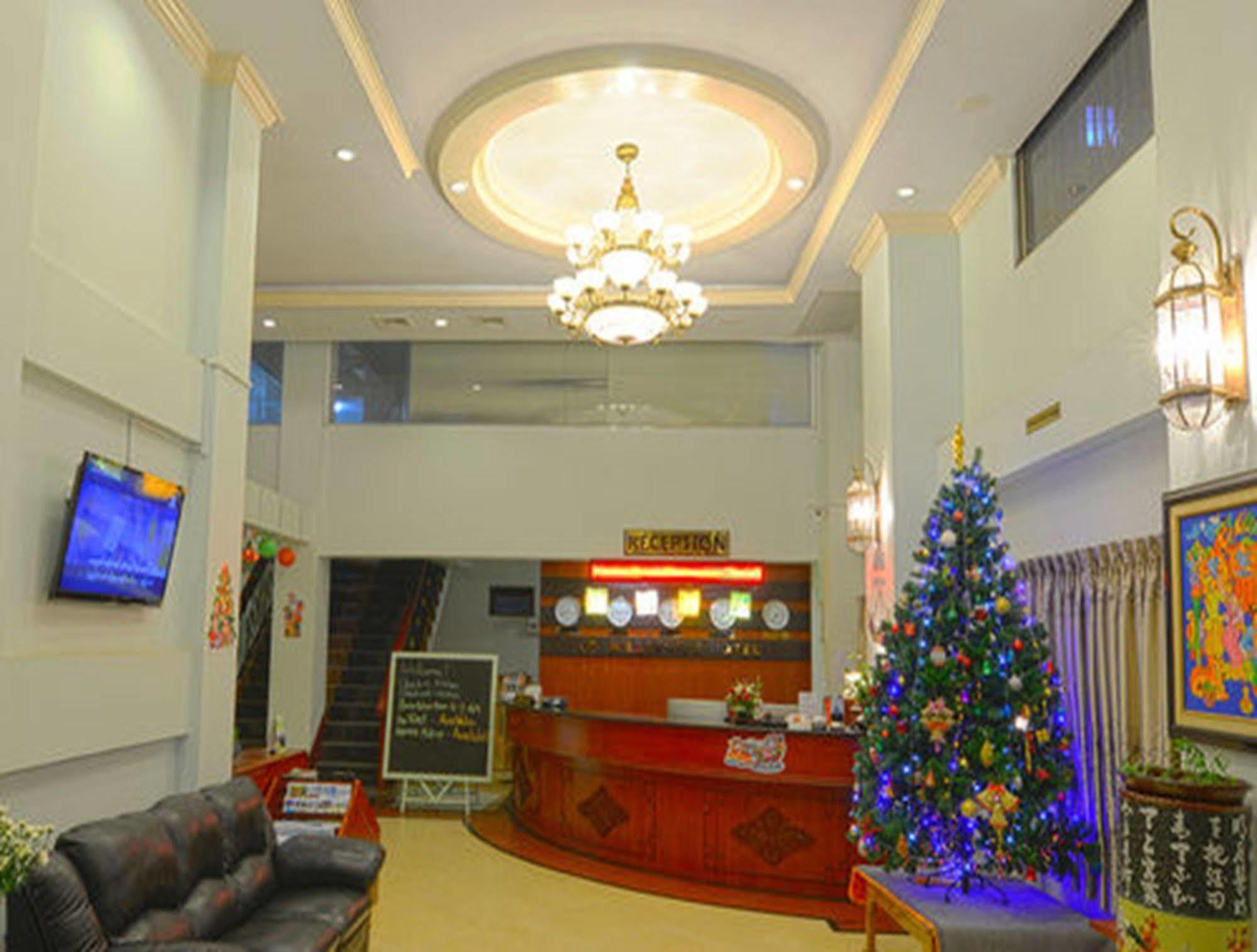 Millennium Hotel Янгон Экстерьер фото