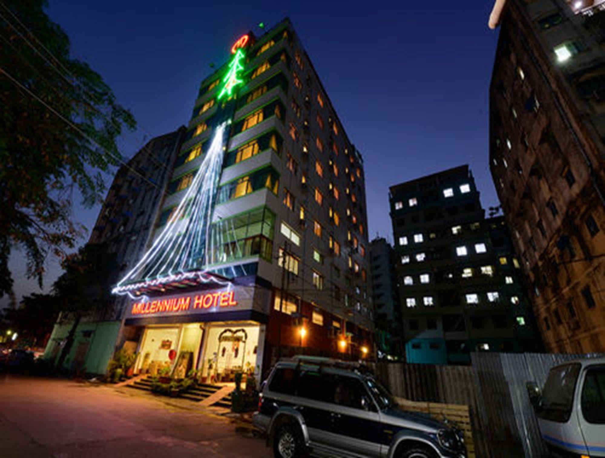 Millennium Hotel Янгон Экстерьер фото